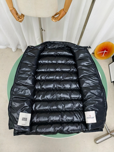 ハイクオリティダウンジャケット角部分ディテール